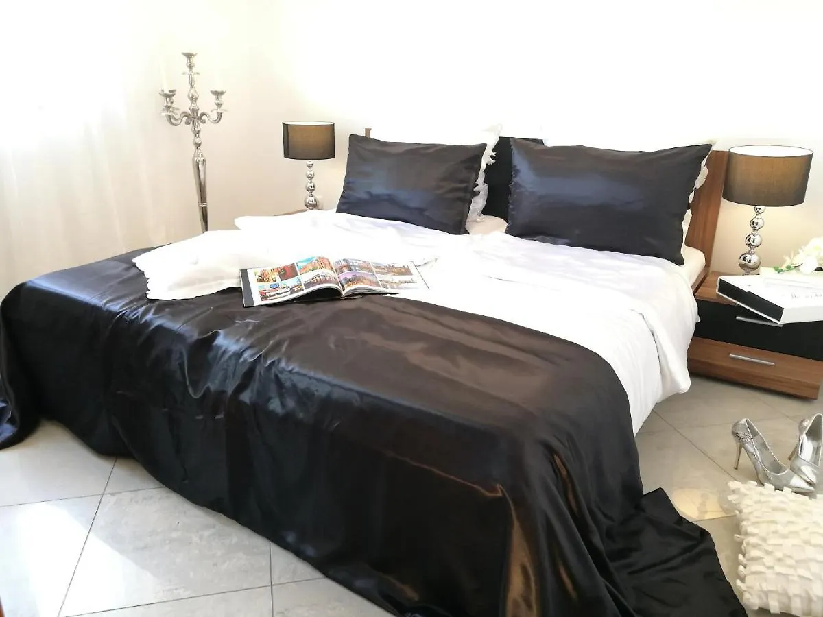 Villa Meli - Apartments Mit Meerblick Medulin