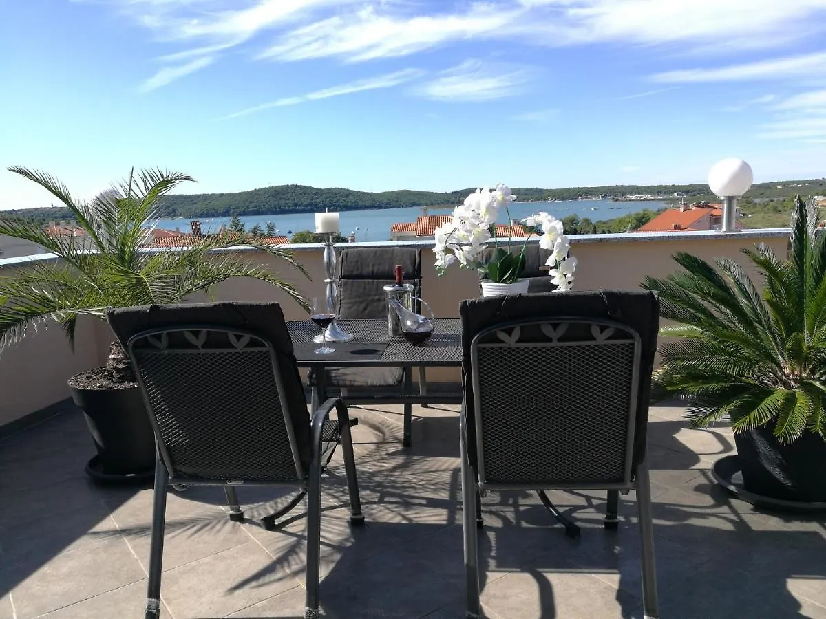 Villa Meli - Apartments Mit Meerblick Medulin